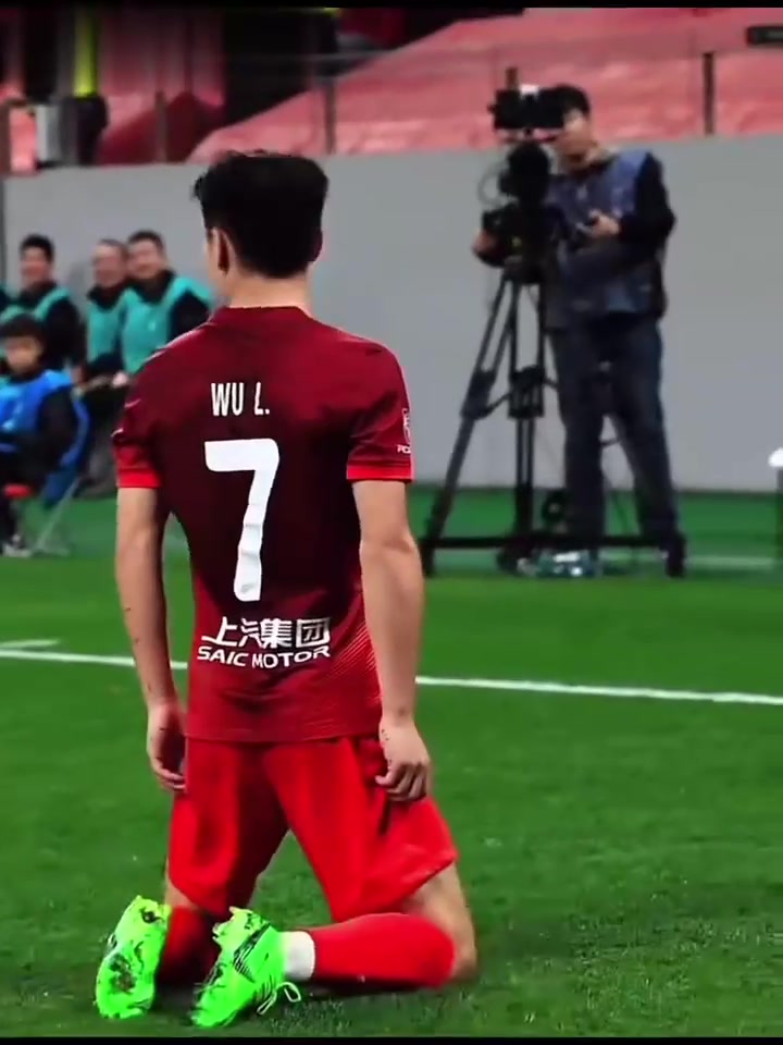 武磊再献绝杀球，助球队大胜