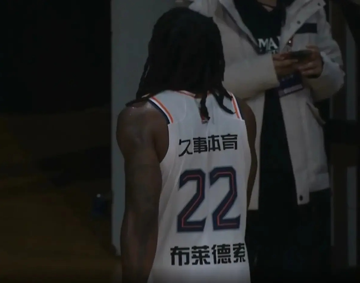 CBA球队外援意外受伤,备受关注 CBA球队外援意外受伤,备受关注