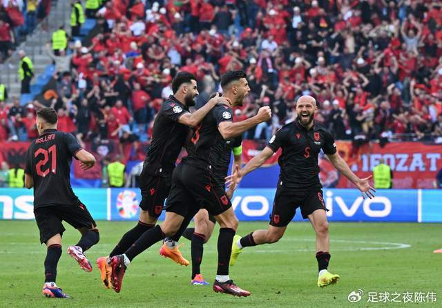 关于法国-大胜塞尔维亚，小组领跑的信息