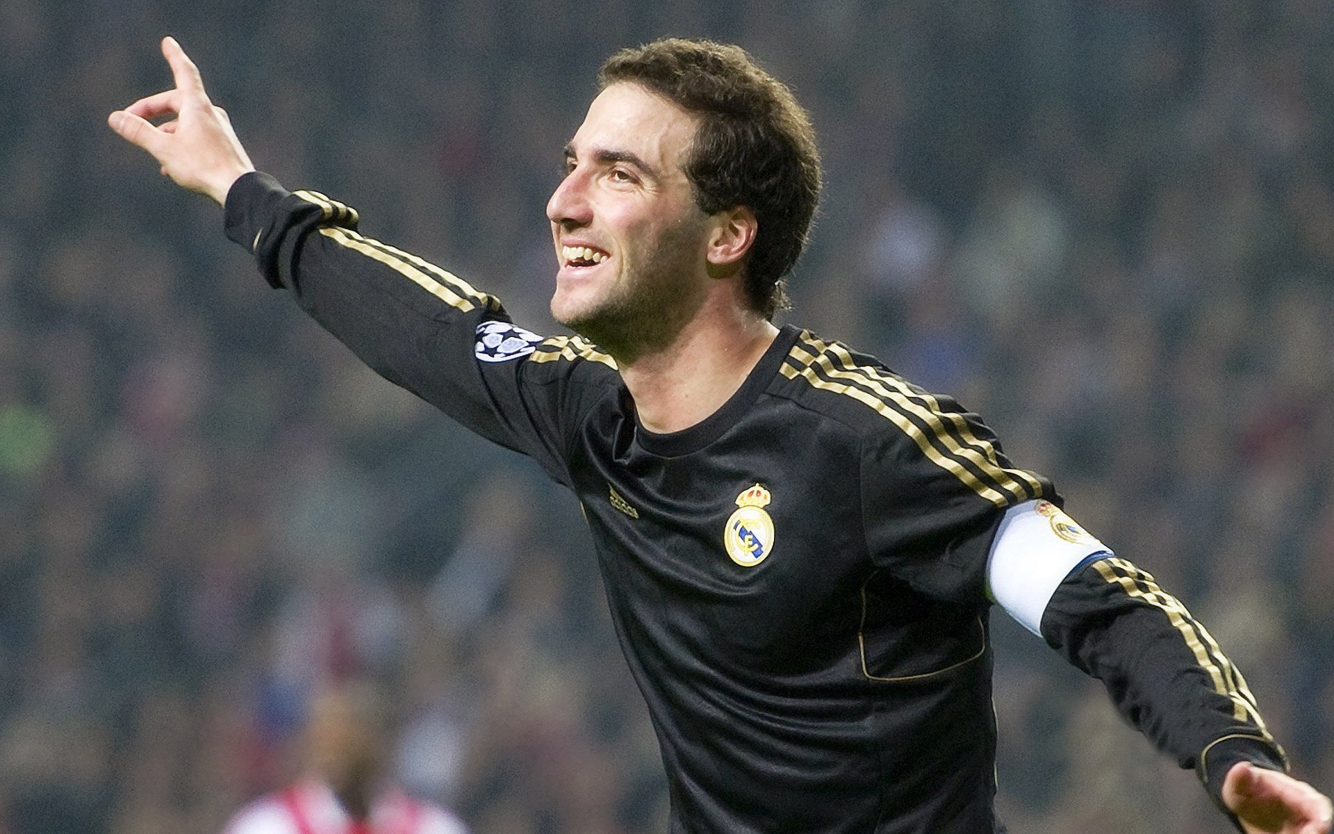 街道狂飙与绿茵风暴,F1摩纳哥与足球南美的双重视角