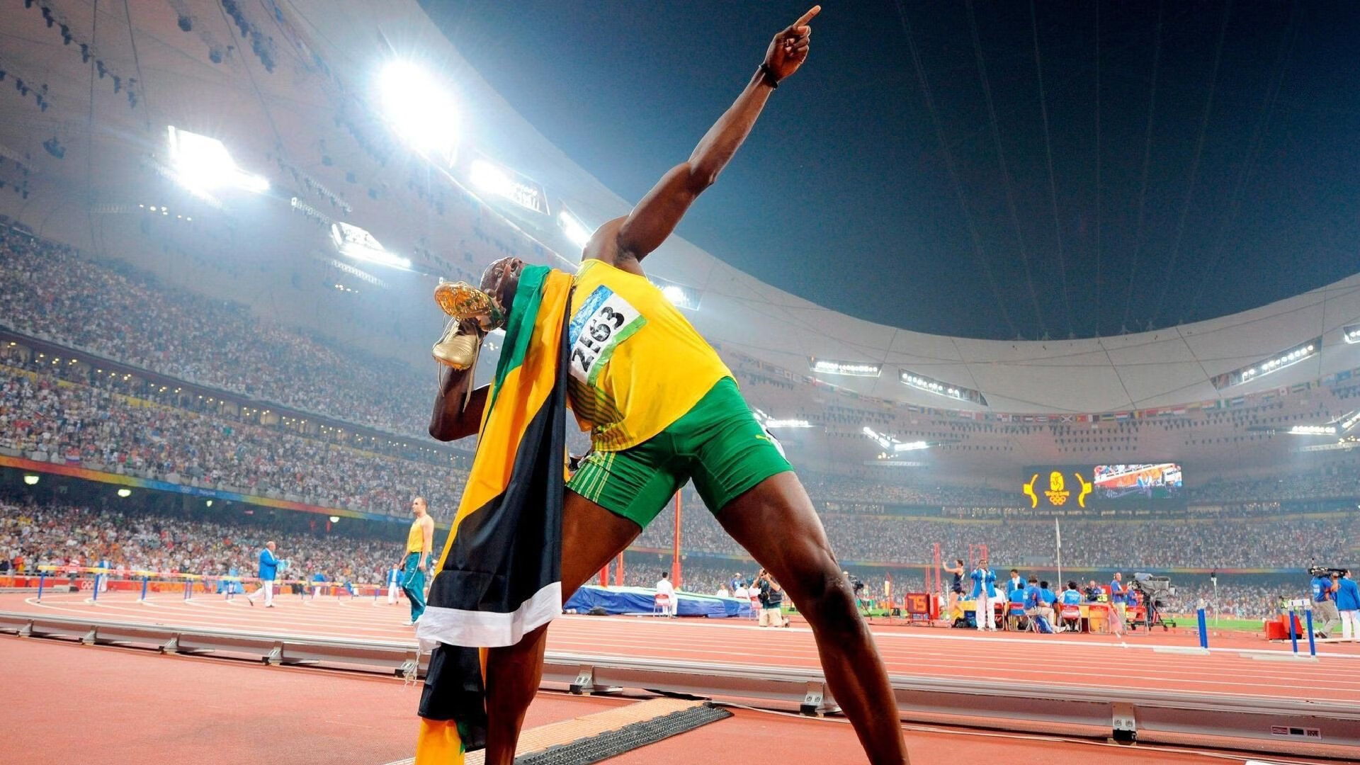 欧冠淘汰赛之夜，武切维奇的压制级表演