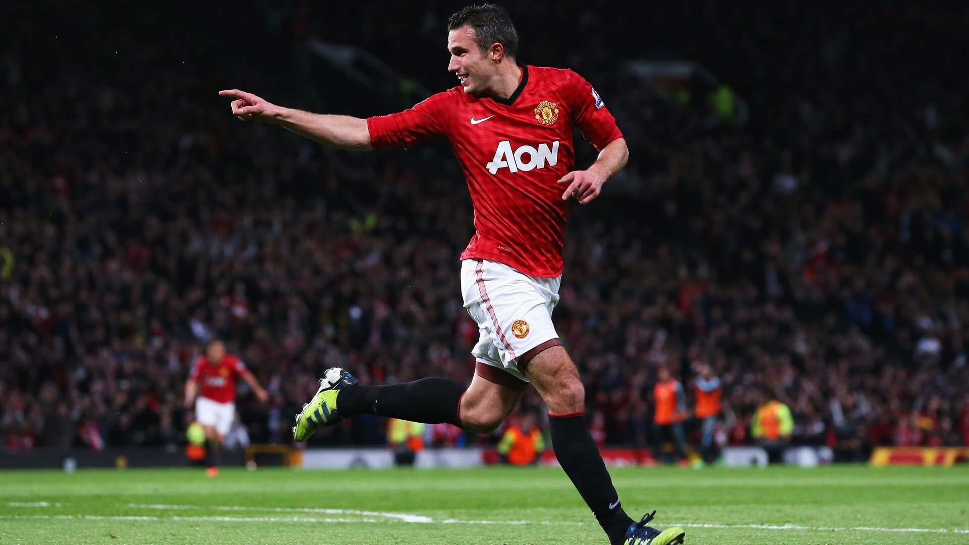 新王登基，旧序崩解，奥地利铁骑碾压法国，马龙时代降临